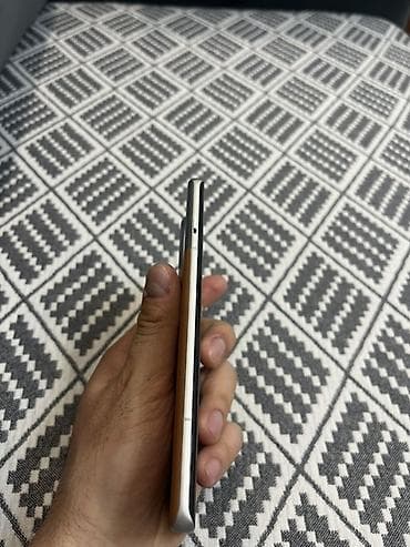 k 7: Oppo X7, Б/у, 256 ГБ, цвет - Коричневый, 2 SIM — 5