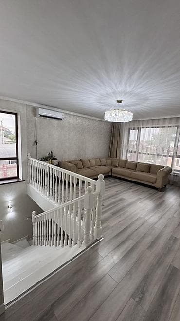 комната студия: 🏡 ПРОДАЁТСЯ ДОМ В ВОЕННО-АНТОНОВКЕ Продаётся уютный кирпичный — 4