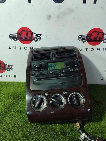 step 2: Центральная консоль TOYOTA AVENSIS 2.0 2001 (б/у) — 1