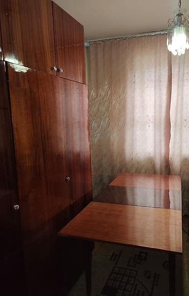 стол складной бу: Продаю стол раскладной для зала. Ширина 80см, длина 1м 20см, высота — 3