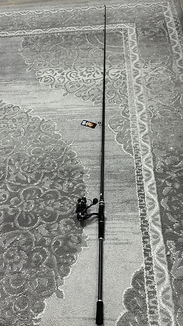 Спиннинговый комплект 2,4 м + безынерционная катушка Катушка 4000шпуль