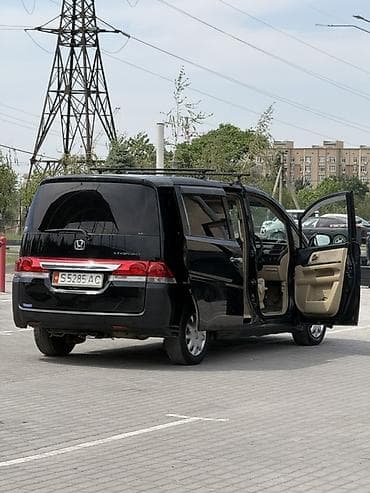 панель на cefiro: Honda Stepwgn: 2005 г., 2 л, Автомат, Бензин, Минивэн — 6