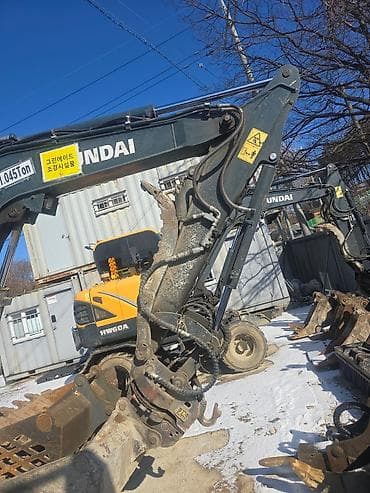 honda srv 1: Экскаватор, Hyundai, 2021 г., Колесный — 2