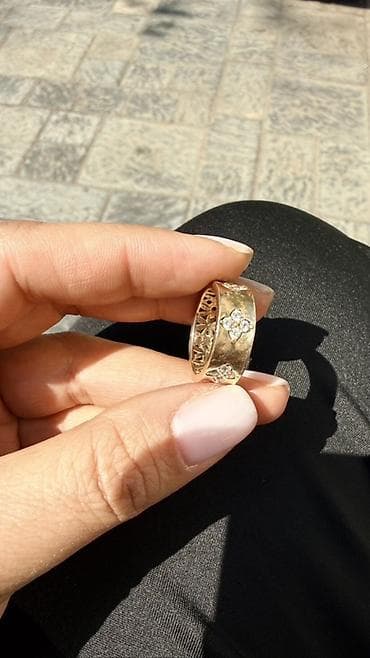 золота ош: Кольцо, Проба 585, Женские, Фианит, Б/у — 1