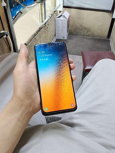 mobile center xiaomi redmi note 8: Samsung Galaxy A50, Б/у, 128 ГБ, цвет - Синий, 2 SIM — 2