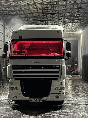 daf 2013: Тягач, DAF, 2012 г., Шторный — 8