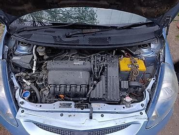 с4 s4 c4: Honda Fit: 2004 г., 1.3 л, Вариатор, Бензин, Хэтчбэк — 4