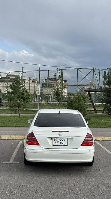 камера на мото: Mercedes-Benz E-Class: 2003 г., 3.2 л, Автомат, Бензин, Седан — 7
