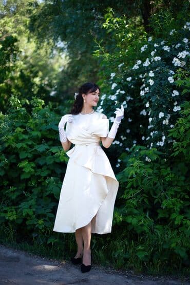 длинное платье в пол с открытой спиной: Продаю вечерние платья все новые черное-5000 зеленое- 5000 — 25