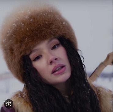 Продаю фирменную женскую верхнюю одежду и аксессуары (б/у) в отличном — 2