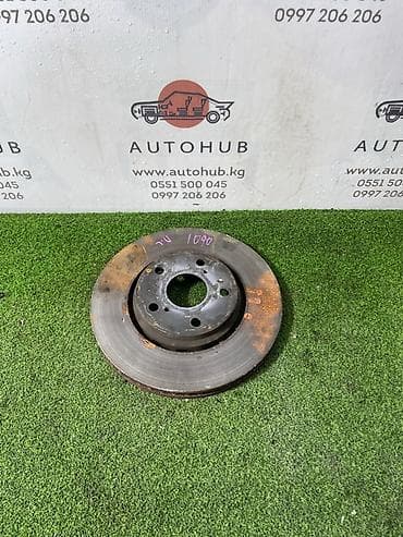 Предний тормозной диск Toyota