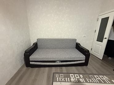 Диваны: Прямой диван, Б/у — 2
