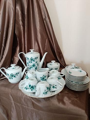 готовить: Фарфоровый кофейно-чайный сервиз KAHLA (ГДР), белый фарфор с — 1