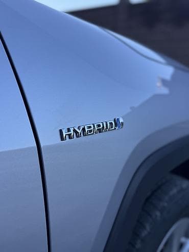 прокладки на машину цена: Toyota RAV4: 2022 г., 2.5 л, Автомат, Гибрид, Кроссовер — 5