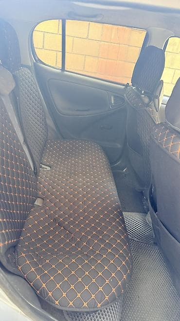 subaru outback 2013: Toyota Yaris: 2001 г., 1 л, Бензин, Хэтчбэк — 3