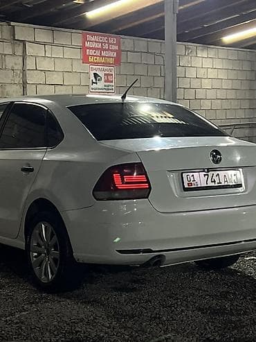 пежо 207: Volkswagen Polo: 2016 г., 1.6 л, Ручные, Бензин, Седан — 3