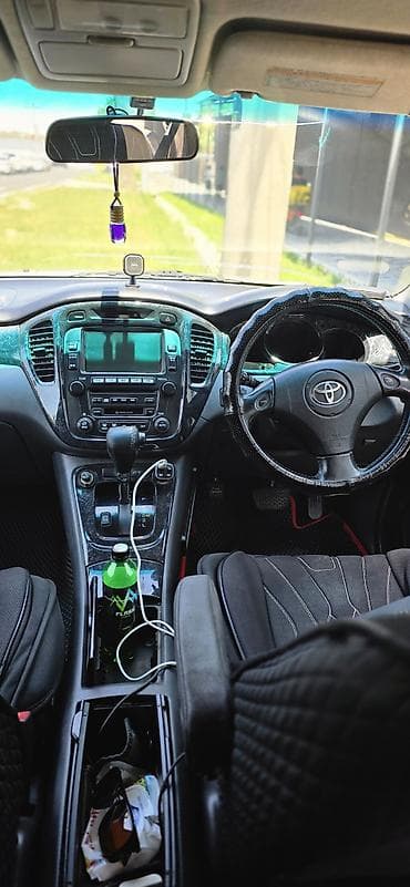 клюгер: Toyota Kluger: 2001 г., 2.4 л, Автомат, Газ, Хэтчбэк — 5