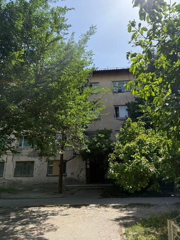 купить комнату в общежитии дешево: 18 м², Без мебели — 5