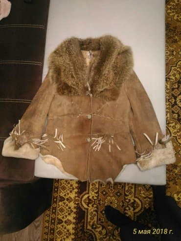 шуба кроликовая: Дубленка, натуралка, воротник лиса, очень теплая, размер 44-46, турция — 2