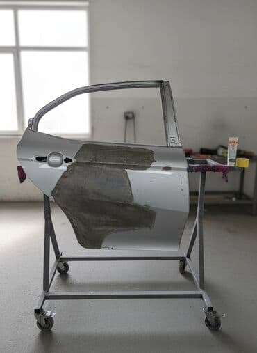 домкрат для машины: Дверь Задняя правая Toyota, Б/у, Оригинал — 3