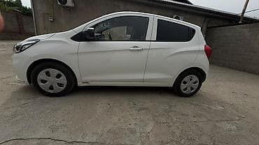 wuling mini ev: Chevrolet Spark: 2021 г., 1 л, Автомат, Бензин, Хэтчбэк — 4