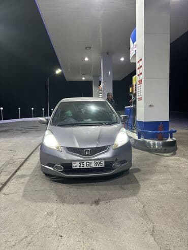 скупка авто аккумуляторов: Honda Fit: 2009 г., 1.5 л, Автоматические, Бензин, Хэтчбэк — 2