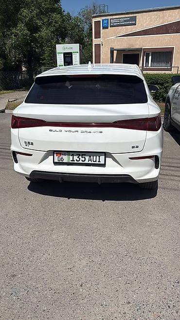 дешовый авто: BYD E2: 2022 г., Автомат, Электромобиль, Хэтчбэк — 2