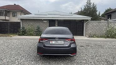 автомат левый руль: Toyota Corolla: 2024 г., 1.6 л, Автомат, Бензин, Седан — 4