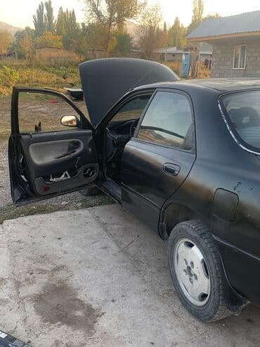 бу наборы ключей: Mazda 626: 1992 г., 2 л, Механика, Бензин, Седан — 11