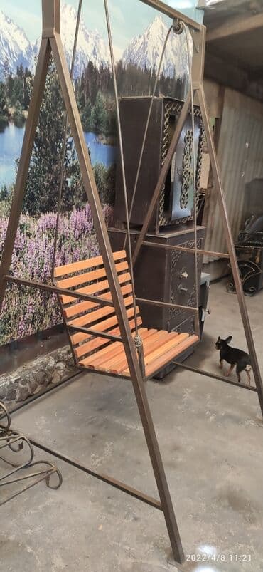 Очень удобная качеля сделана из российского металла дерево сосна под at lalafo.kg Очень удобная качеля сделана из российского металла дерево сосна под