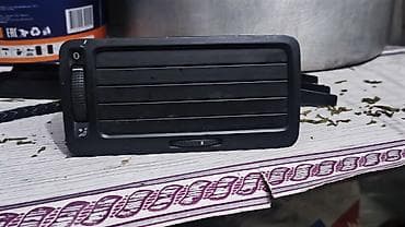 фолсваген голф 2: Дефлектор воздуховода Volkswagen 2000 г., Б/у, Оригинал, Германия — 1