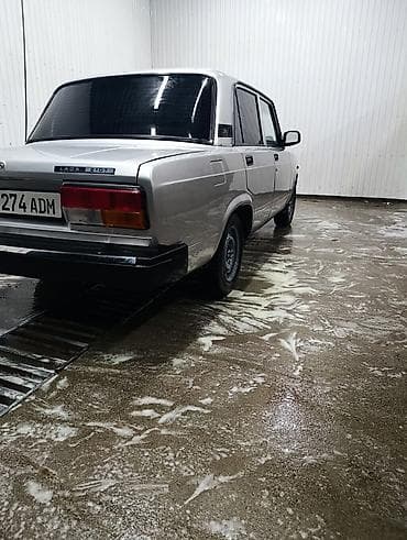 ВАЗ (ЛАДА) 2107: 2010 г., Седан