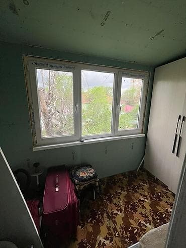 вагон сатам: 1 бөлмө, 30 м², Хрущевка, 3 кабат, Эски ремонт — 3