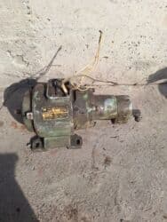 трёхфазный генератор: Элекьродвигатель с блоком регулировкой оборотов.Элетродвигатели — 10