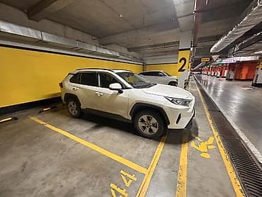 lexus ls: Toyota RAV4: 2019 г., 2.5 л, Автомат, Бензин, Кроссовер — 6