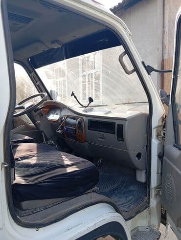 купить грузовой автомобиль с манипулятором бу: Легкий грузовик, Foton, Стандарт, Новый — 6