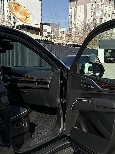 escalade: Cadillac Escalade: 2021 г., 6.2 л, Автомат, Бензин, Внедорожник — 9