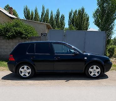 жак бу: Volkswagen Golf: 1999 г., 1.8 л, Кол менен иштөөчү, Бензин — 2
