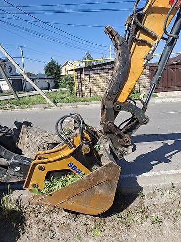 hyundai excavator: Экскаватор, Hyundai, Колесный — 3