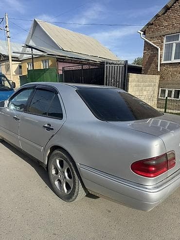 бутка для охраны: Mercedes-Benz E-Class: 1999 г., 3.2 л, Седан — 6