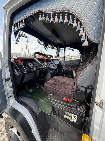 тракторы 25: Грузовик, Mercedes-Benz, Дубль, 4 т, Б/у — 3