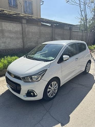 Chevrolet Spark: 2017 г., 1 л, Автомат, Бензин, Хэтчбэк