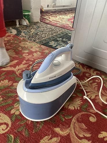 Продам парогенератор Philips PerfectCare Compact. Рабочий, мощный пар