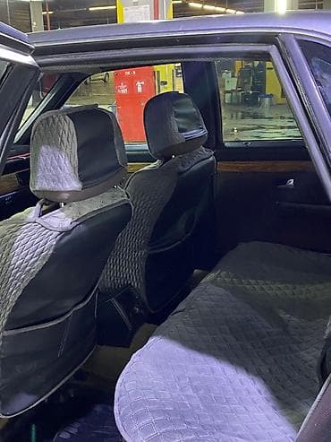 Транспорт: Audi 100: 1990 г., 2.3 л, Кол менен иштөөчү, Бензин, Седан — 5