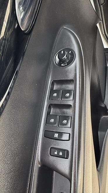 танар фото: Chevrolet Spark: 2016 г., 1 л, Автомат, Бензин, Хэтчбэк — 8