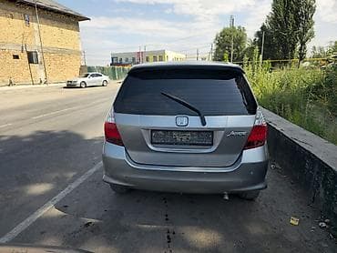 mazda 623: Honda Jazz: 2007 г., 1.4 л, Механика, Бензин, Хэтчбэк — 3