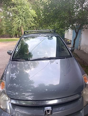 m5 e34: Honda Stream: 2004 г., 0.2 л, Автомат, Бензин, Хэтчбэк — 4