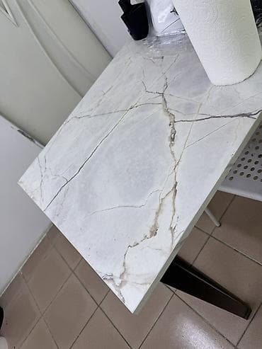 Столы: Маникюрный стол новый . Длина 100 ширина 60 см . Цена окончательная — 2