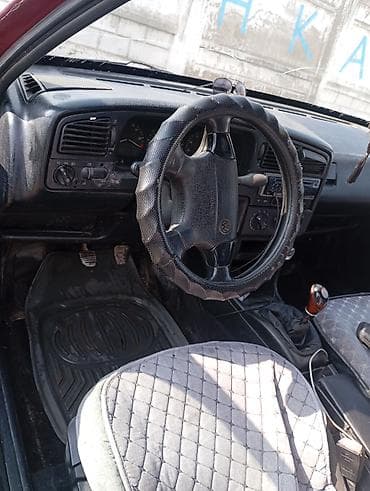 задние плафоны w210: Volkswagen Passat: 1994 г., Ручные, Бензин, Седан — 1