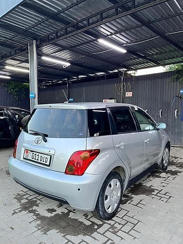 капот на тайота ист: Toyota Ist: 2003 г., 1.3 л, Автомат, Бензин, Хэтчбэк — 3